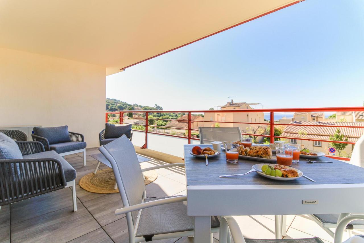 Select' - T2 A Saint-Clair Avec Terrasse, Piscine Et Parking ! - 180Sud-A12 Apartman Le Lavandou Kültér fotó